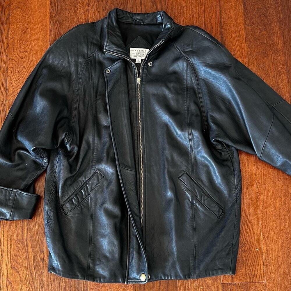 Vintage Valerie Stevens Black Leather Coat Size L Relaxed Fit Soft Leather - Picture 7 of 8